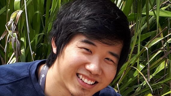Half-Page-Card-Image-Aaron-Li-Headshot.jpg